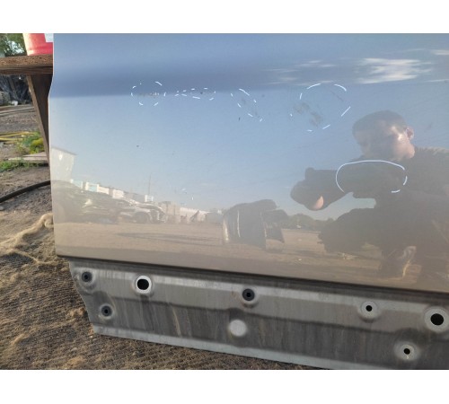 Дверь (передняя правая)