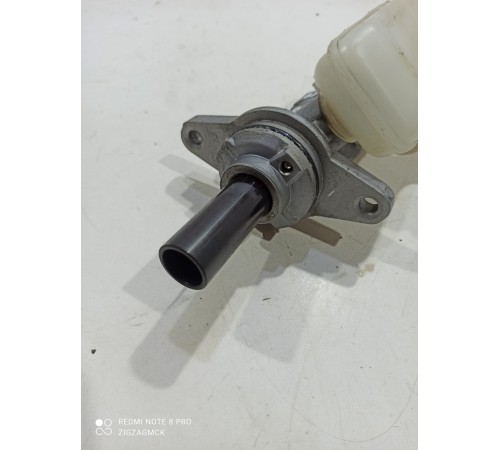 Главный тормозной цилиндр (в сборе)