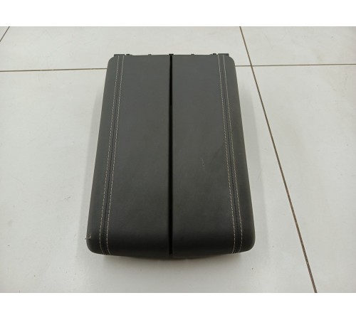 Подлокотник