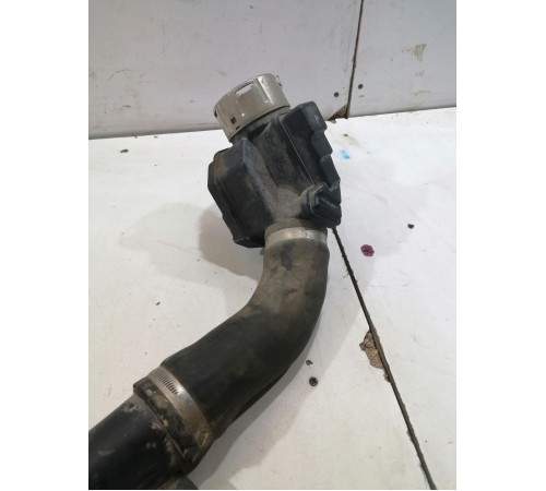 Патрубок интеркулера