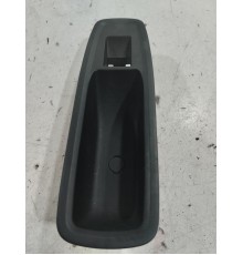 Накладка кнопки стеклоподъемника (задняя левая)