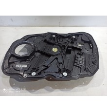 Стеклоподъемник (передний правый)