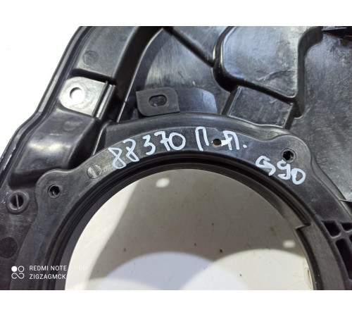 Стеклоподъемник (передний правый)