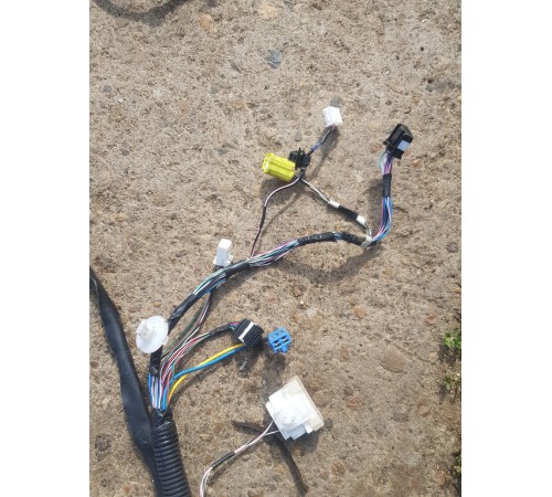 Электропроводка подкапотная с монтажным блоком