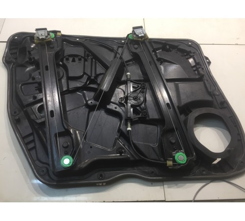 Стеклоподъемный механизм(передний,правый)