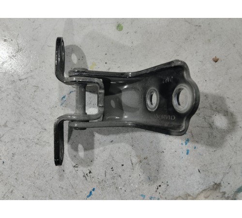 Петля двери передняя левая нижняя