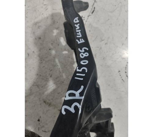 Кронштейн (крепление) заднего бампера правый