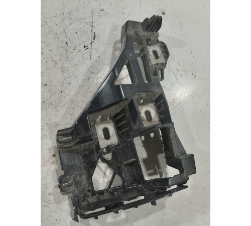 Кронштейн (крепление) заднего бампера правый