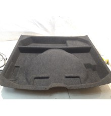 Пол багажника