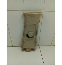 Обшивка центральной стойки правая верхняя