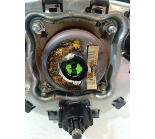 Подушка безопасности водителя