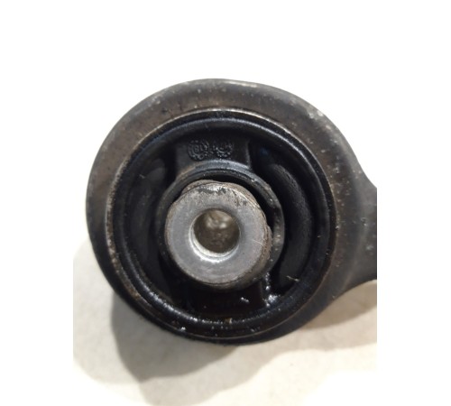 Рычаг подвески(передний левый)