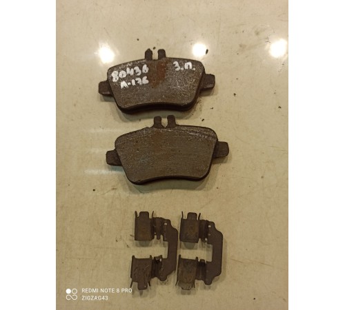 Тормозные колодки(задние правые)
