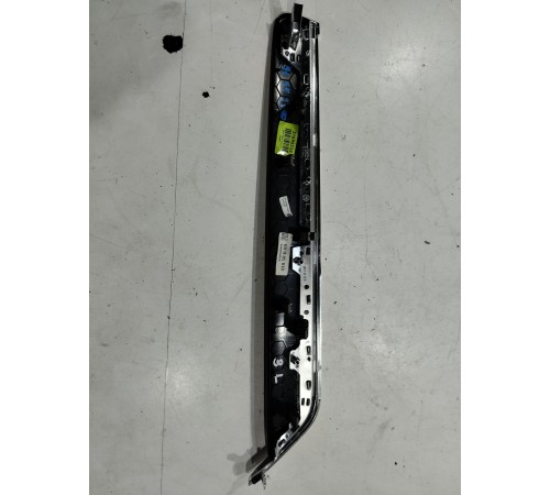 Накладка обшивки двери (задняя, левая)