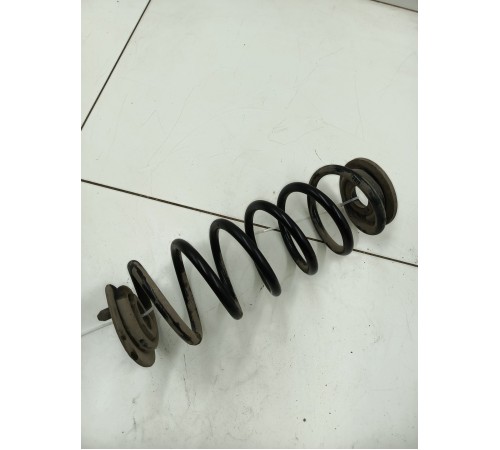 Пружина задняя