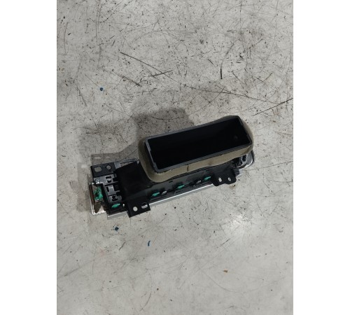 Дефлектор воздушный левый