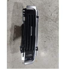 Дефлектор воздушный левый