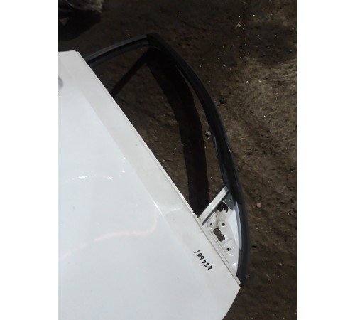 Дверь(передняя правая)