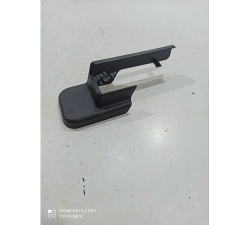 Накладка крепления сиденья левая