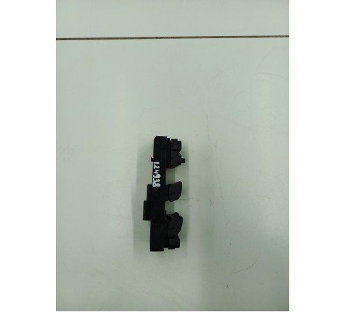 Блок управления стеклоподъемниками передний левый