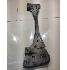 балка передняя поперечная