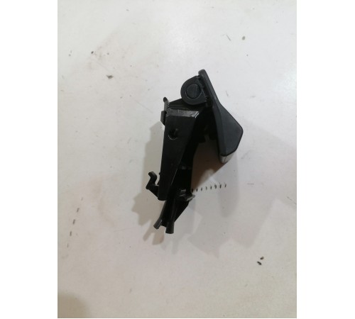 Ручка открывания капота