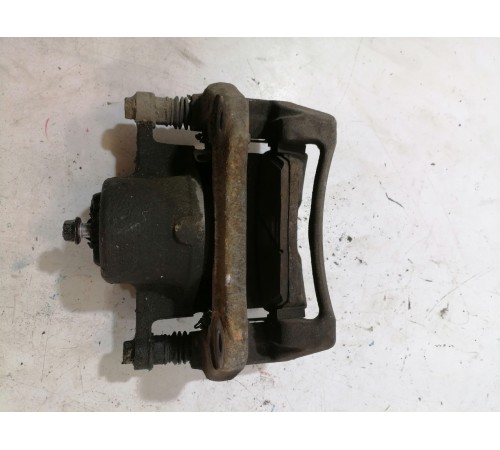 Тормозной суппорт передний правый