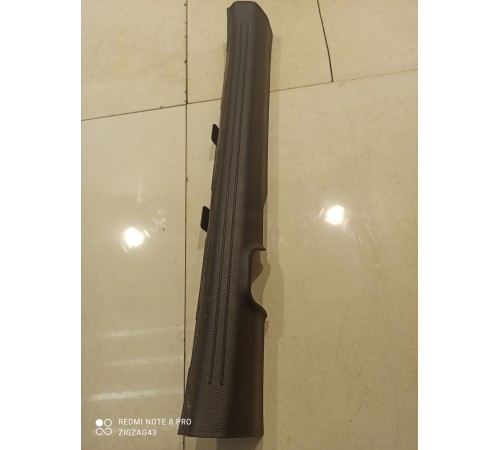 Накладка порога (передняя, левая)