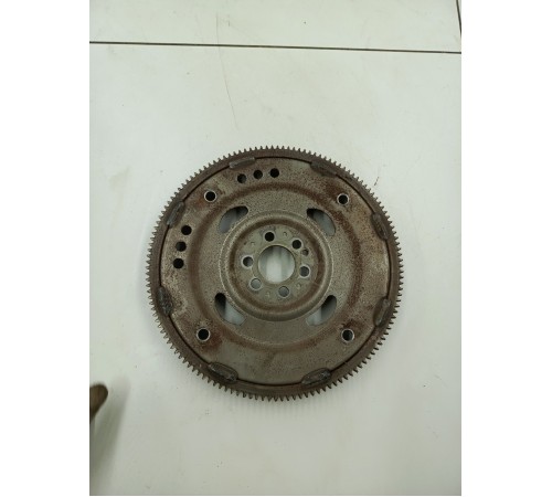 Маховик двигателя