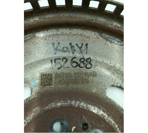 Маховик двигателя