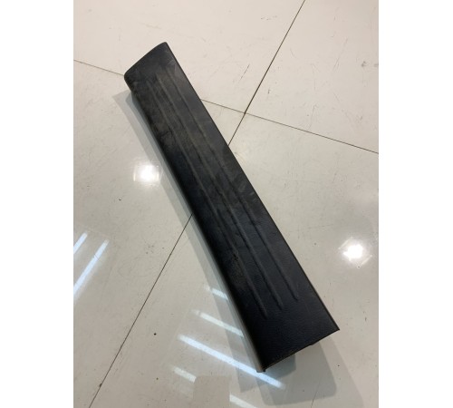 Накладка порога (задняя, правая)