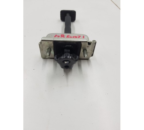 Ограничитель двери передний правый