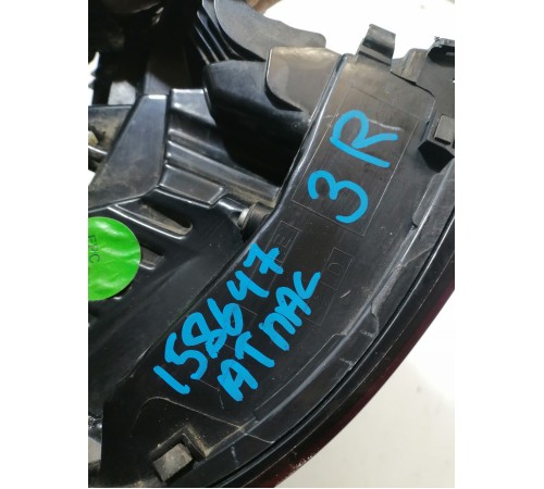 Фонарь задний правый