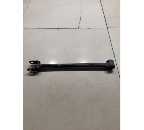 Рычаг тяга поперечная задняя правая