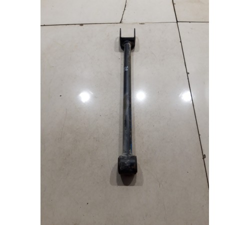 Рычаг тяга поперечная задняя правая