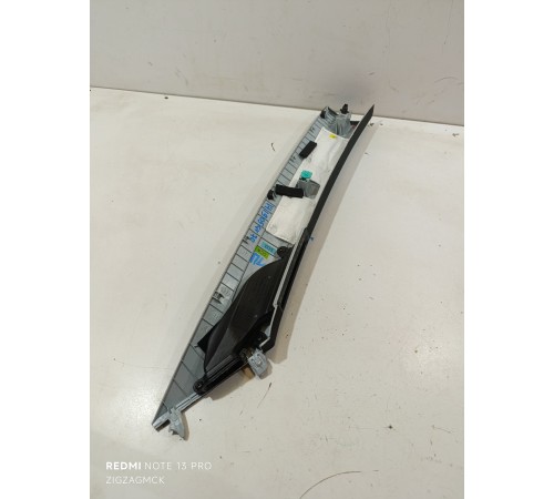 Обшивка стойки лобового стекла левая