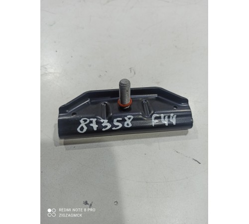 Планка крепления аккумулятора