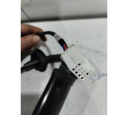 Амортизатор крышки багажника правый