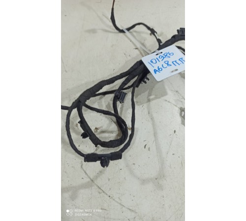 Электропроводка двери (передняя правая)