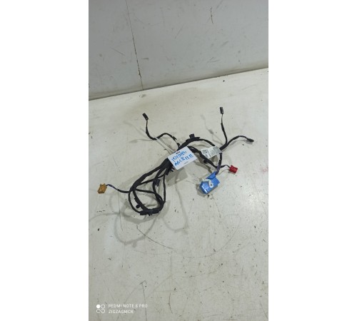 Электропроводка двери (передняя правая)