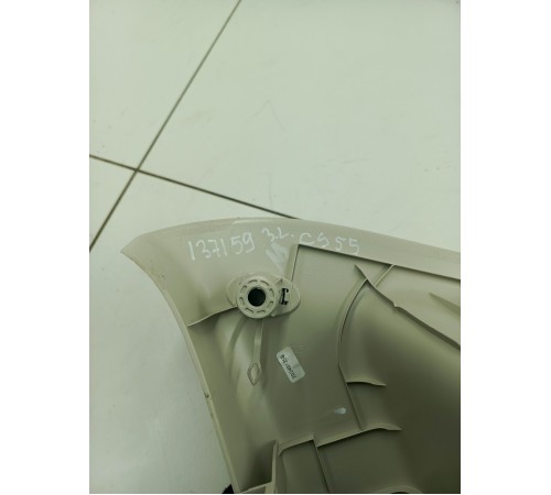 Обшивка задней стойки левая верхняя