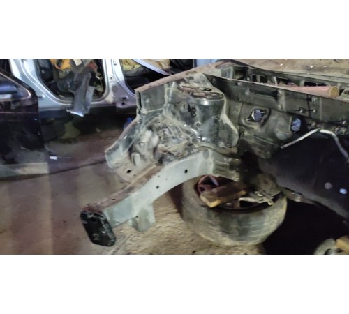 Лонжерон (правый)