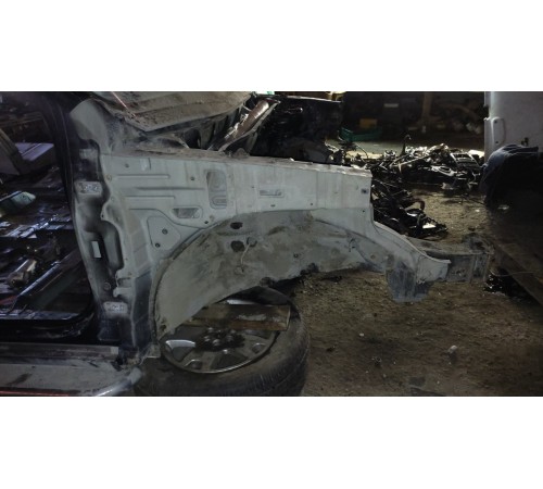 Лонжерон (правый)