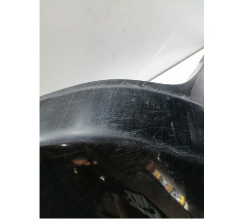 Спойлер крышки багажника