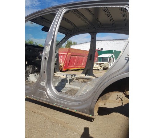 Порог со стойкой левый