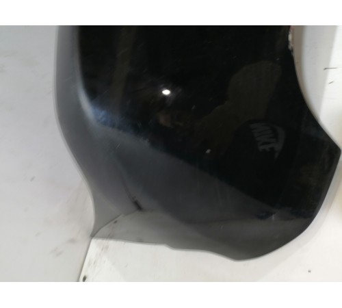 Спойлер крышки багажника