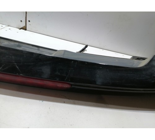 Спойлер крышки багажника