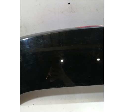 Спойлер крышки багажника