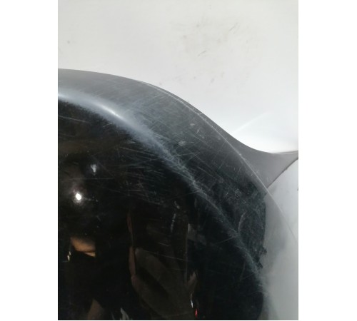 Спойлер крышки багажника