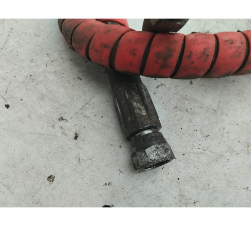 Трубка системы гидравлики